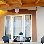 Hocza House