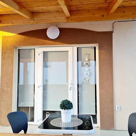 Hócza House