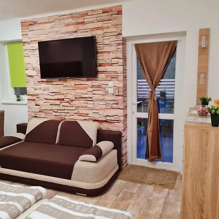 Hocza House Penzion 3*