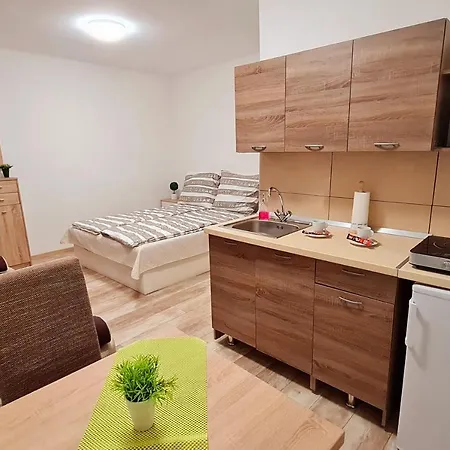 Hocza House Penzion 3*