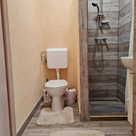 Hocza House Penzion Poroszló